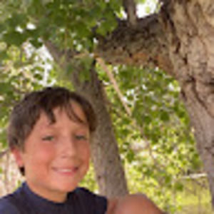 Meet your Posher, Max